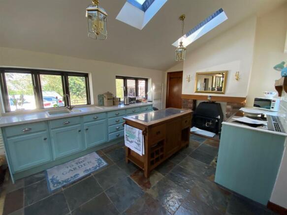 Kitchen.jpg