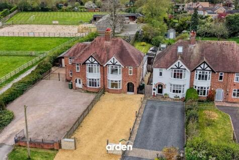The Ridgeway, Astwood Bank, B96