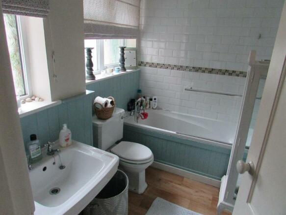 Photo 10