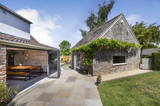 Detached annex