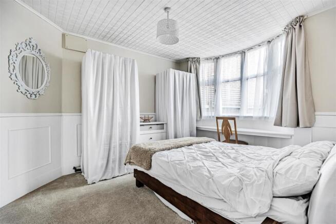 Bedroom: