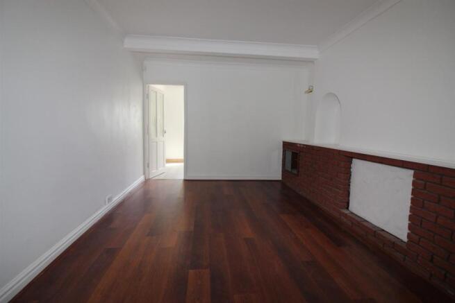 Farndale Lounge.jpg