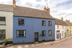 100 102, Gloucester Road, Malmesbury SN16 0AL