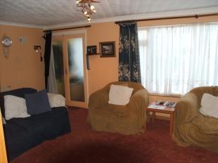 Lounge 2