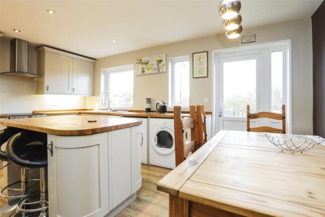 Kitchen/Dining