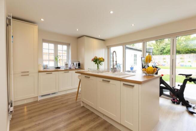 118 Icknield Way (7 of 30).jpg