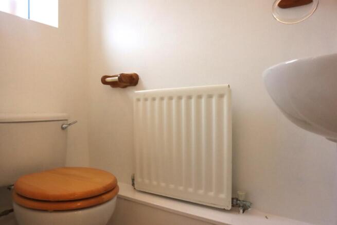 Heydon Court - Cloakroom