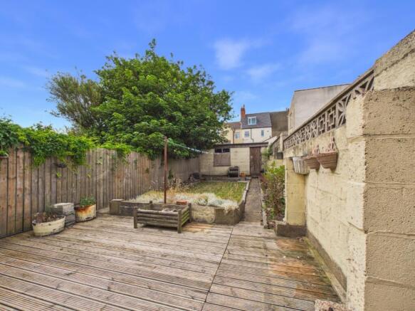 3 bed Semi-Detached for sale Image 4