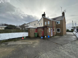 Haulfryn, Holyhead Road, Llanfairpwllgwyngyll LL61 5SX