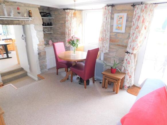 SITTING ROOM