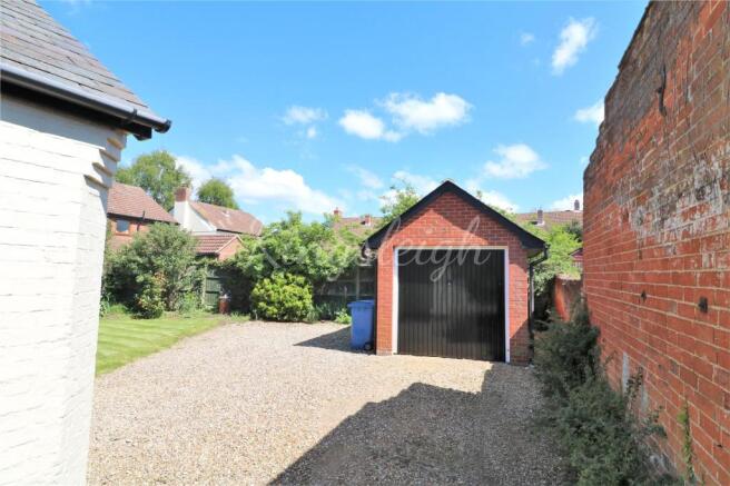 Detached Garage