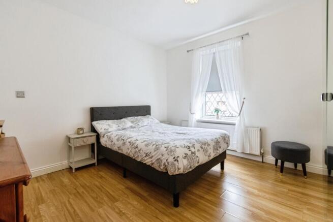 3 bed Terraced for sale Image 8