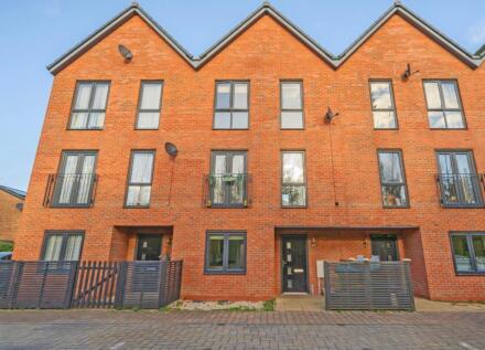 Brooks Mews, Aylesbury, HP19