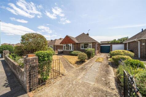 Upton Road, Worthing. BN13 1BU