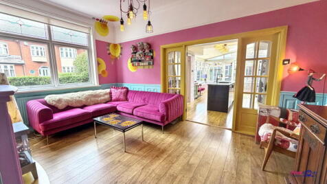 Birchfield Road, Widnes, WA8
