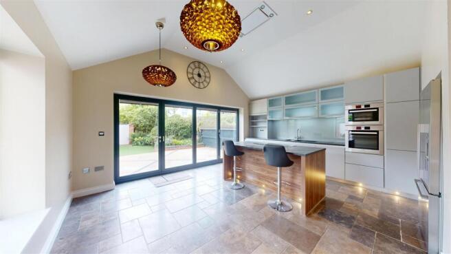 London Road, 72, Kitchen.jpg