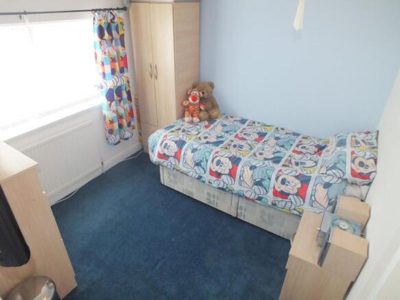 bedroom 2 (rear)