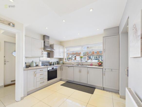 cam03830g0pr0287still026