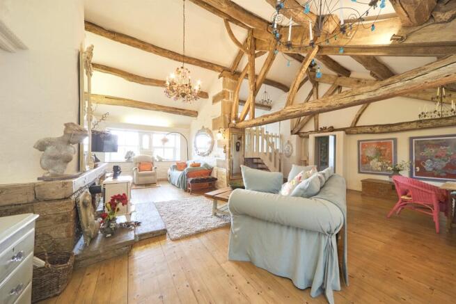 3 bed Barn Conversion for sale Image 4