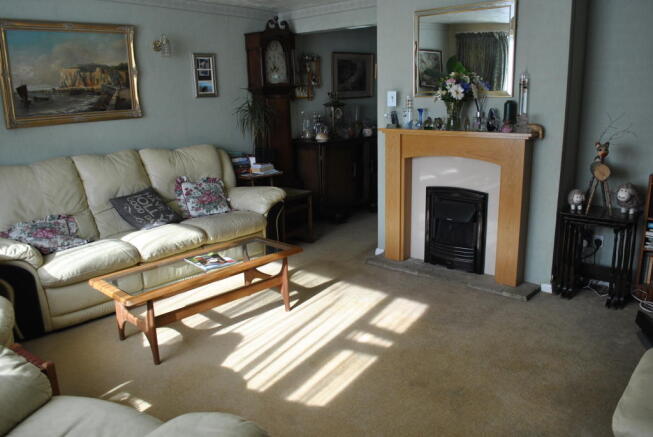SITTING ROOM