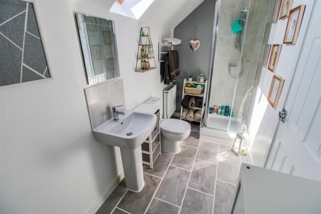 3 bed Town House for sale Image 10