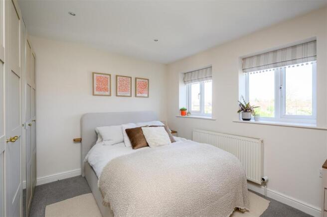 3 bed Detached for sale Image 8