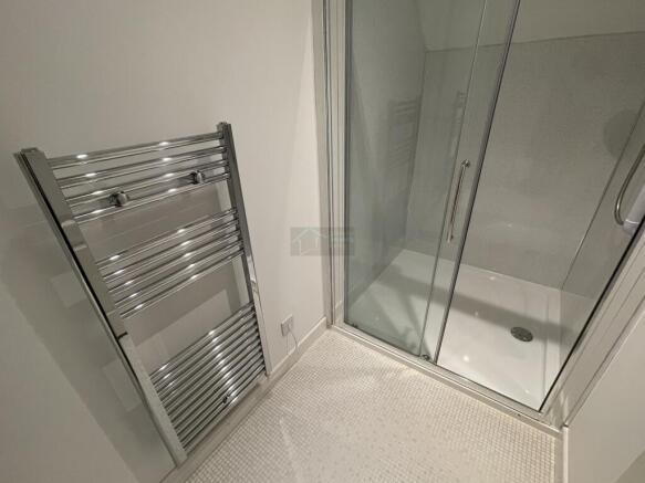 Shower room.JPG