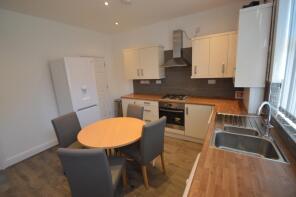30, Welton Grove, Hyde Park, Leeds LS6 1ES