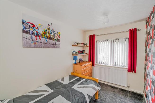 Dovedale, Cannock, WS11 5TF-8.jpg