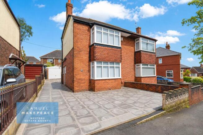 Well-Presented Modern Two-Bedroom Semi-Detached H