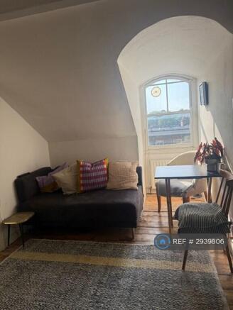Living Area 2