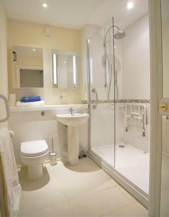 Smart shower room