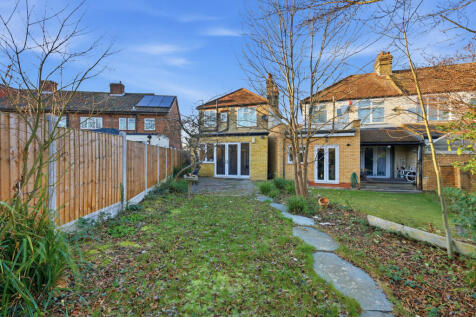 Hale End Road, Woodford Green, IG8 9