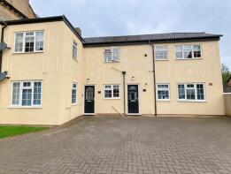 2, Coach House Mews, Shefford SG17 5DH