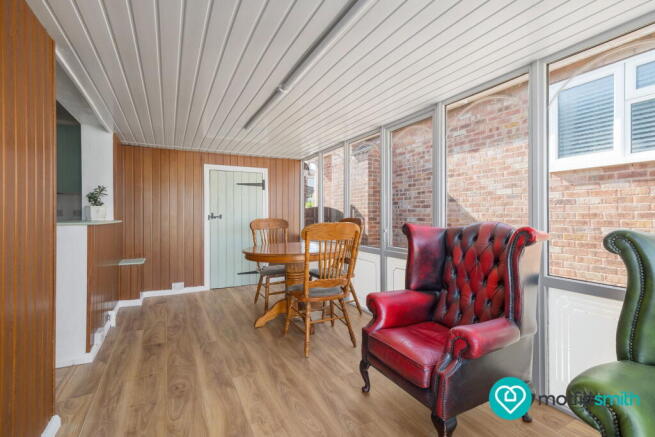 2 bed Detached Bungalow for sale Image 9