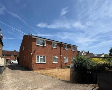 Wendover Road, Staines-upon-Thames, Surrey, TW18