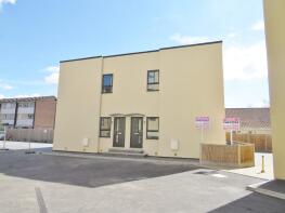 101, The Quays, Dock Road, Tilbury RM18 7EU