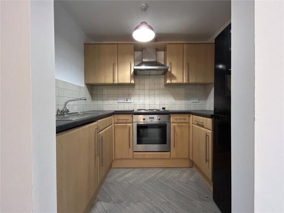 2 bed Apartment for sale Image 4
