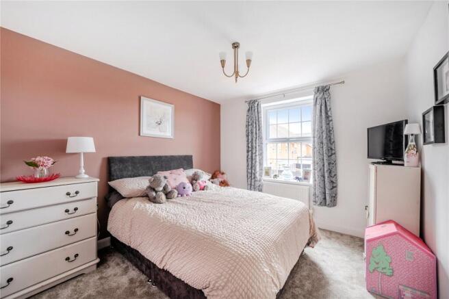 4 bed Detached for sale Image 6