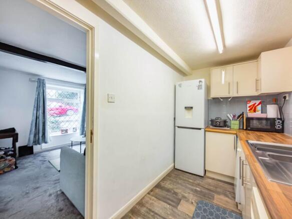 2 bed Terraced for sale Image 7