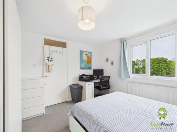 Ewemove Basingstoke Gainsborough Road Bedroom One