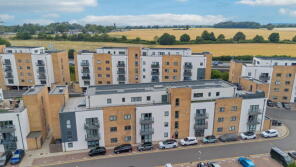 Apartment 14, 1 Heather Apartments, Cypress Road, Luton LU1 4FY
