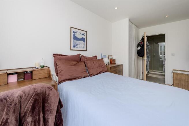 Kara Court, Bromley-By-Bow, E3 photo 4