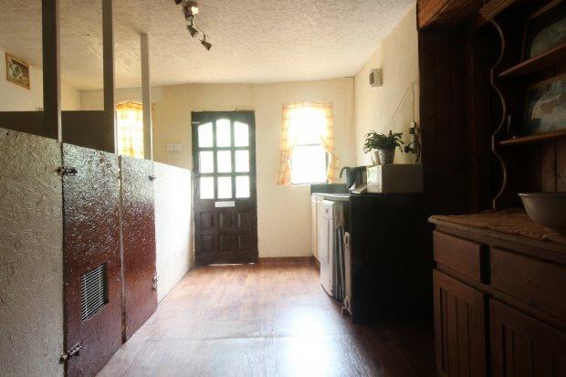 Kitchen/Utility