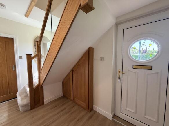 4 bed Semi-Detached for sale Image 9