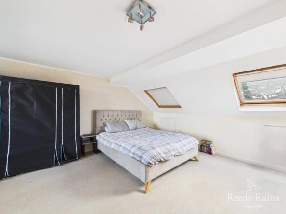 3 bed Semi-Detached for sale Image 5