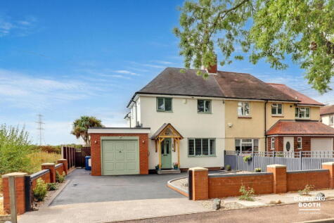 Ashcroft Lane, Shenstone, Lichfield WS14 0EF - Immaculate Throughout With Fabulous Views
