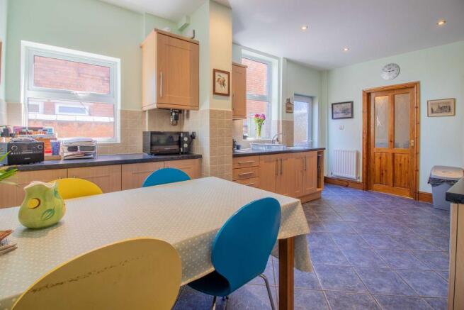 Kitchen Diner