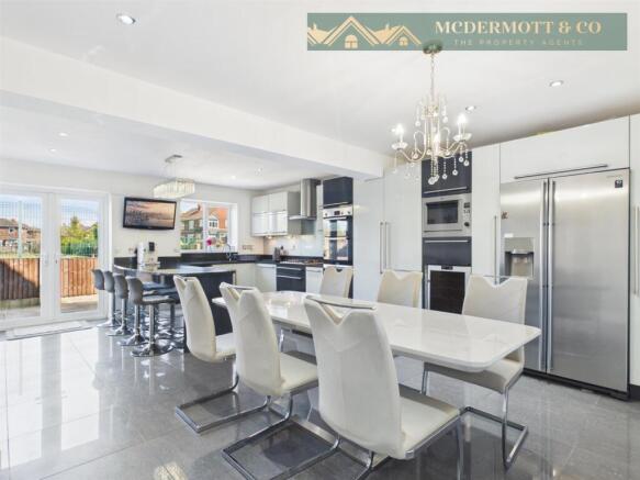 Dining Kitchen