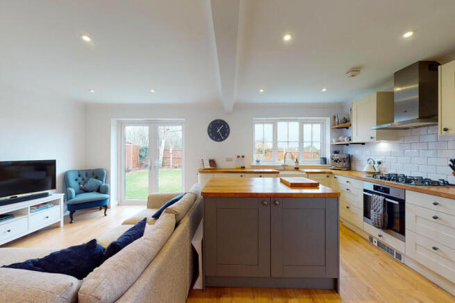 Open Plan Kitchen/Li